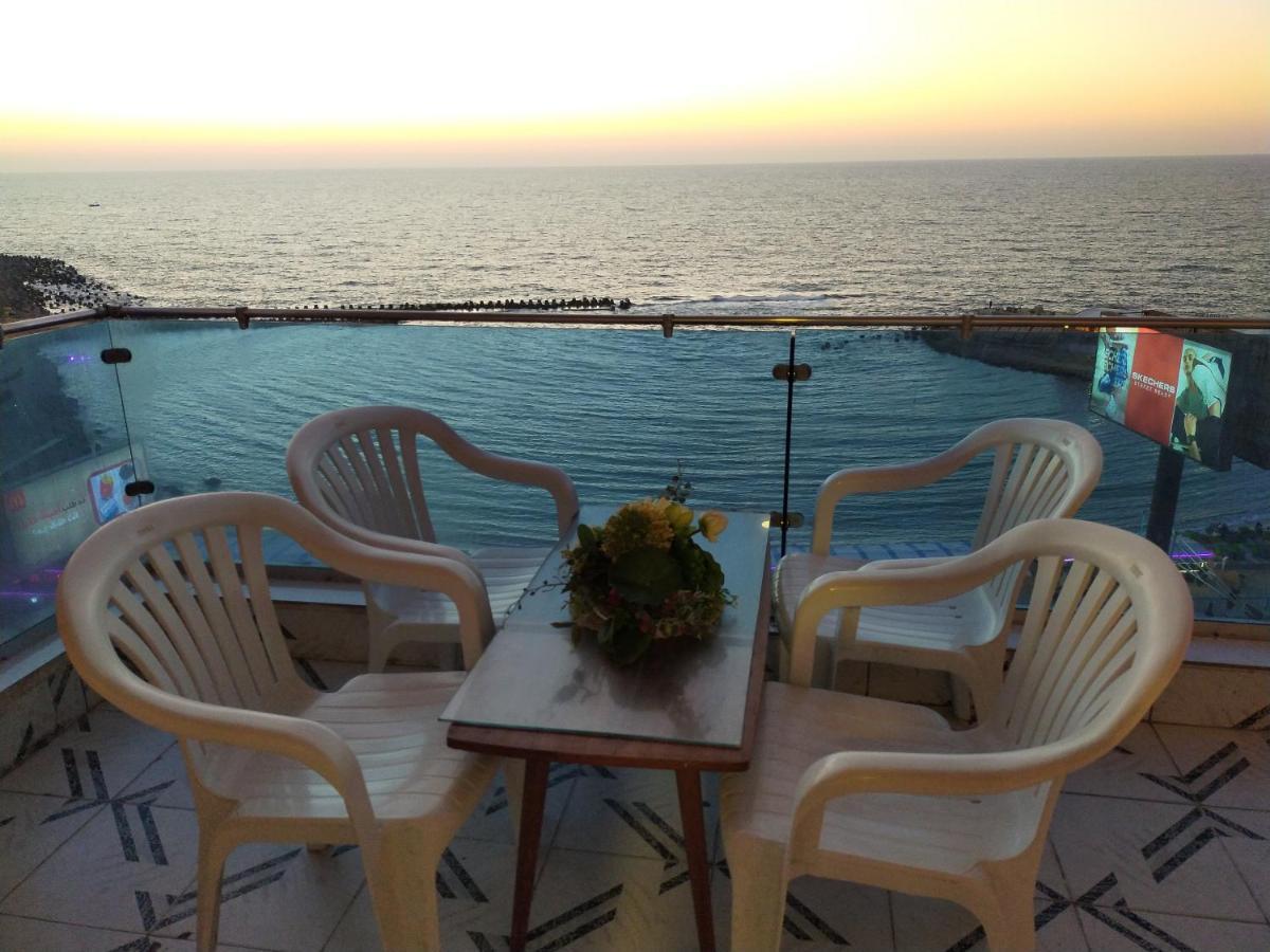 26Th Of July Apartments อเล็กซานเดรีย ภายนอก รูปภาพ