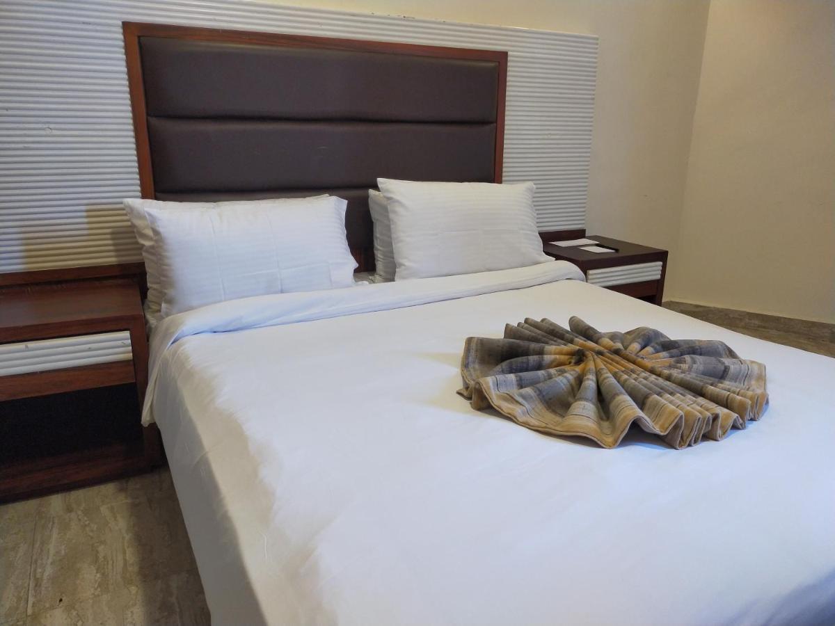 26Th Of July Apartments อเล็กซานเดรีย ภายนอก รูปภาพ